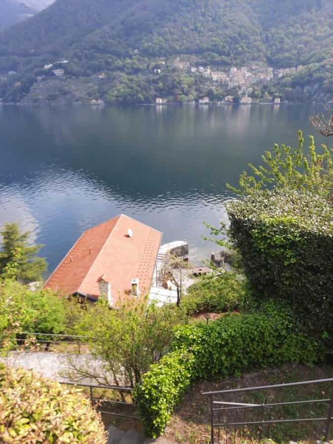 House On The Lake Shore Of ラーリオ エクステリア 写真