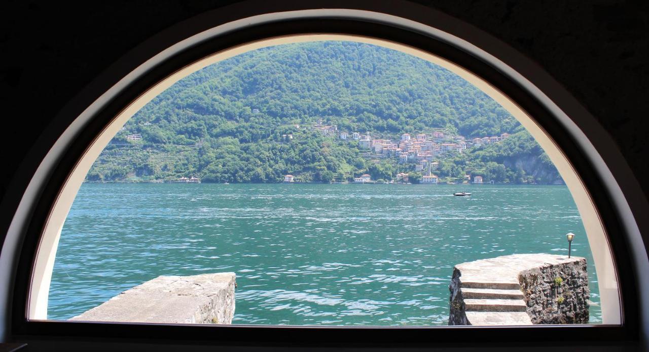 House On The Lake Shore Of ラーリオ エクステリア 写真